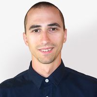 ブラニスラヴ講師プロフィール写真