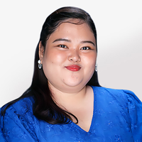 リゼ講師プロフィール写真