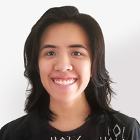 イアナ講師プロフィール写真