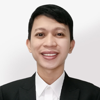 レナン講師プロフィール写真