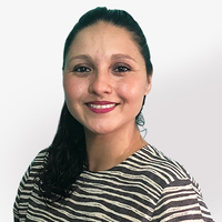 ユリ講師プロフィール写真