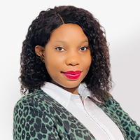 ノラ講師プロフィール写真