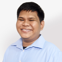 ロバート講師プロフィール写真