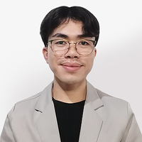 イーライ講師プロフィール写真