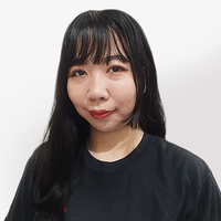 エリカ講師プロフィール写真