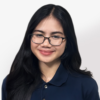 ニコール講師プロフィール写真