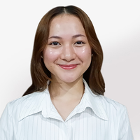アレクシス講師プロフィール写真