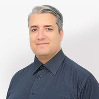 ミシャ講師プロフィール写真